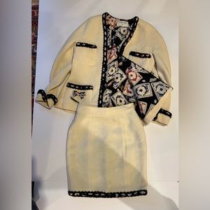 Rare Vintage Chanel FR 40 Playing Cards Jacket Skirt